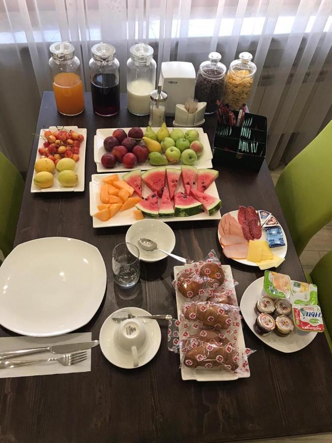 4Room Hotel Erivan Dış mekan fotoğraf