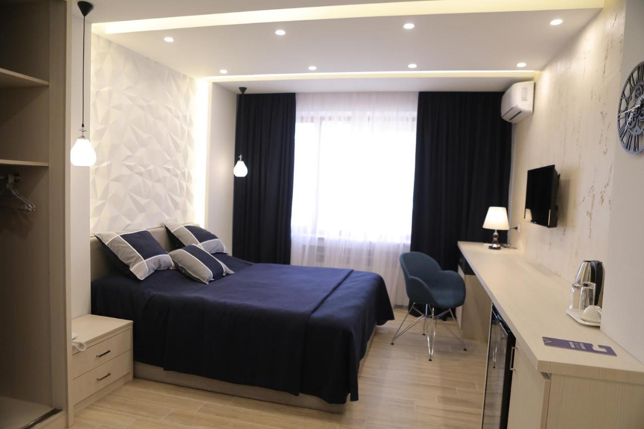4Room Hotel Erivan Dış mekan fotoğraf